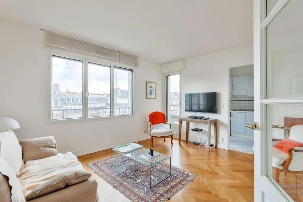Superbe T2 Avec Balcon Vue Sur La Tour Eiffel Apartment Paris 0*,